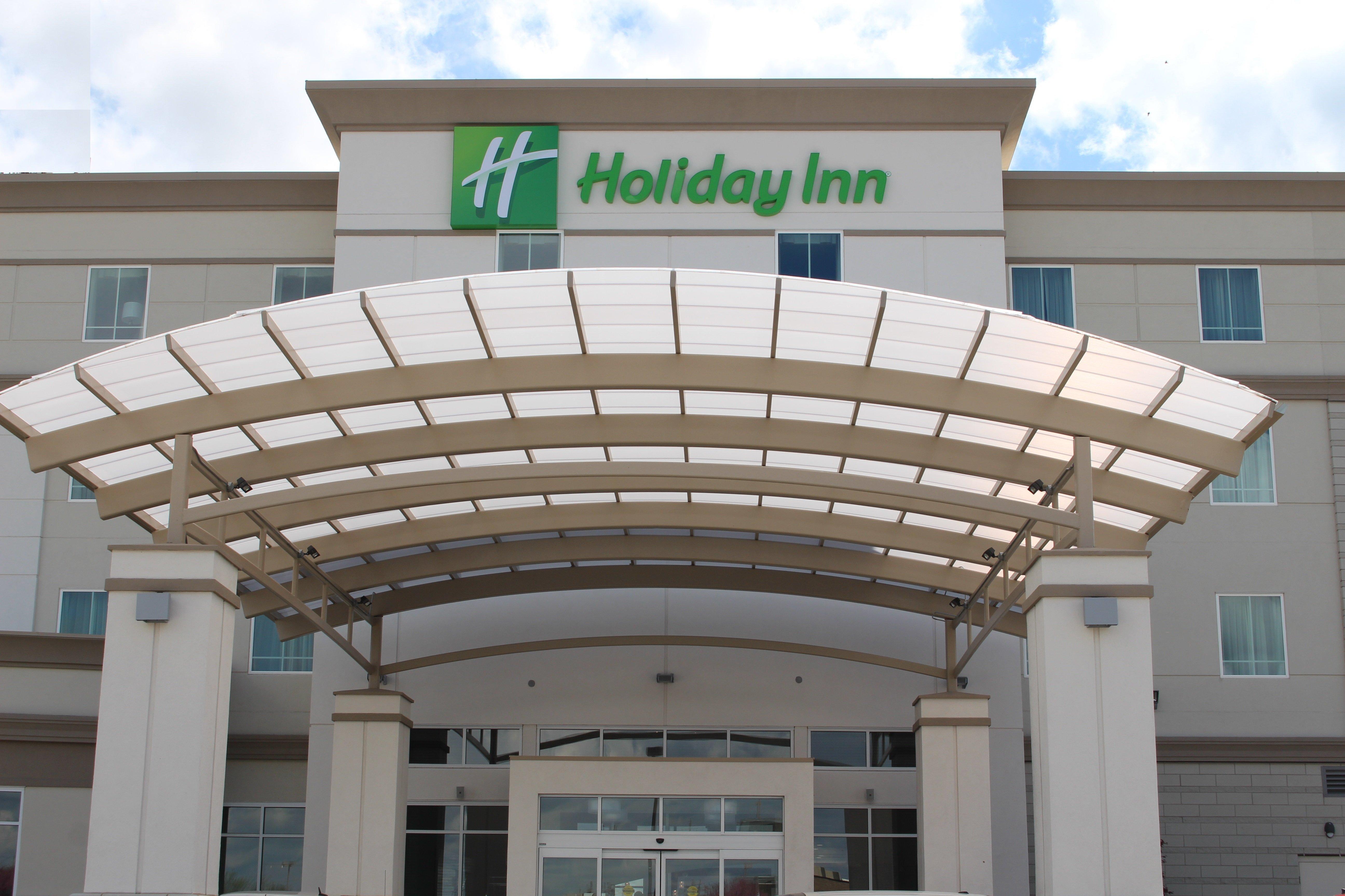 Holiday Inn Salina, an IHG Hotel Bagian luar foto