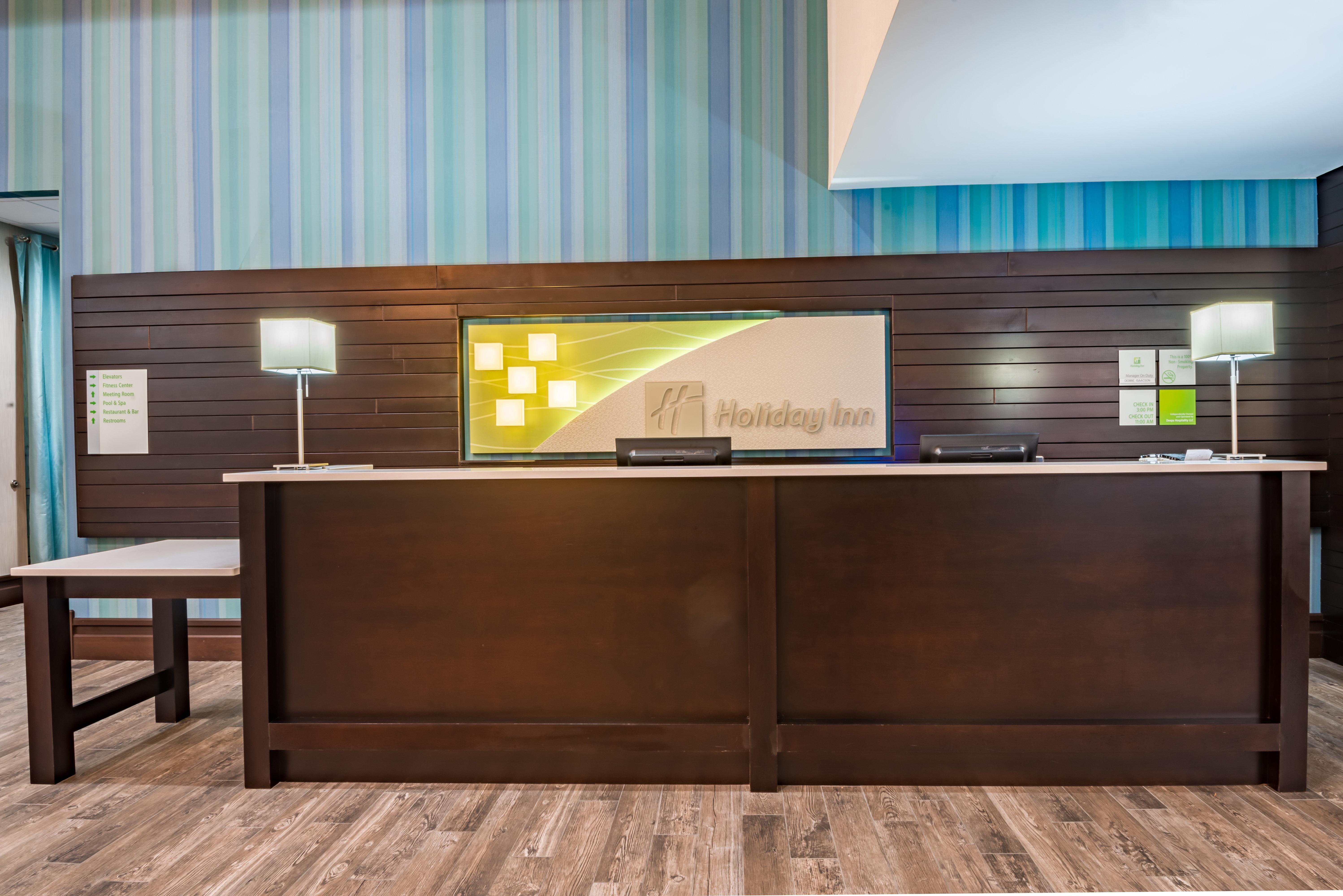 Holiday Inn Salina, an IHG Hotel Bagian luar foto